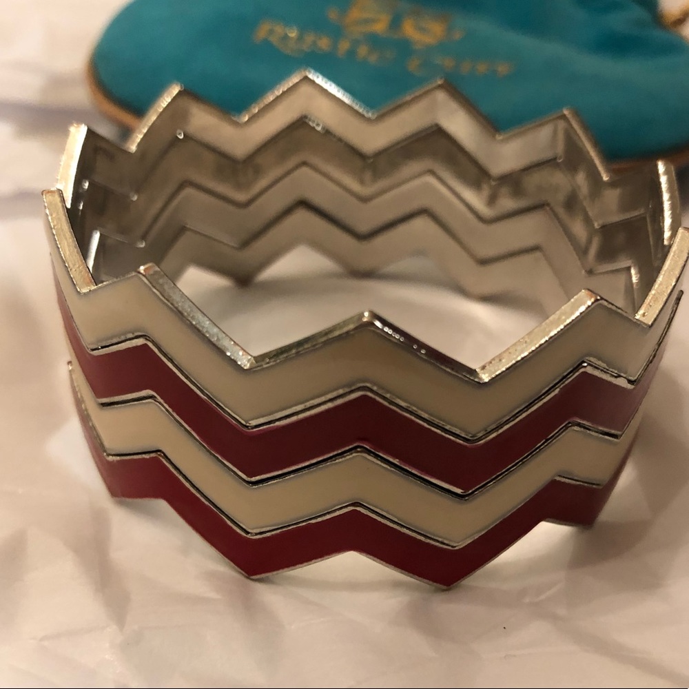 Set Of 4 Stackable Chevron Bangle Brackets - image 1